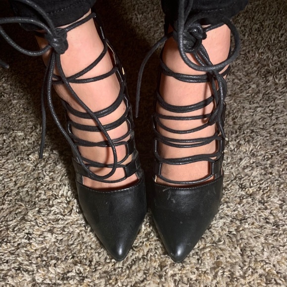 Heels - Picture 2 of 3